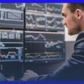 seseorang sedang daftar program ib hsb